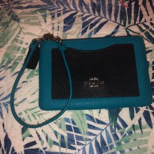 Coach wristlet ♡
